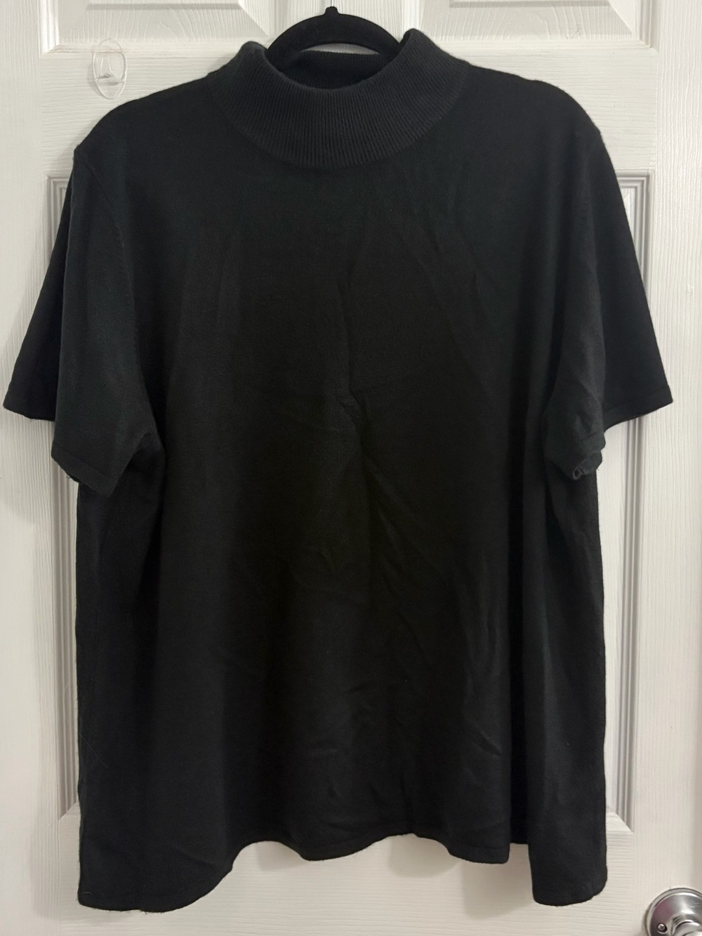 Susan Graver Black Short Sleeve Turtleneck Sweater. Size 2X